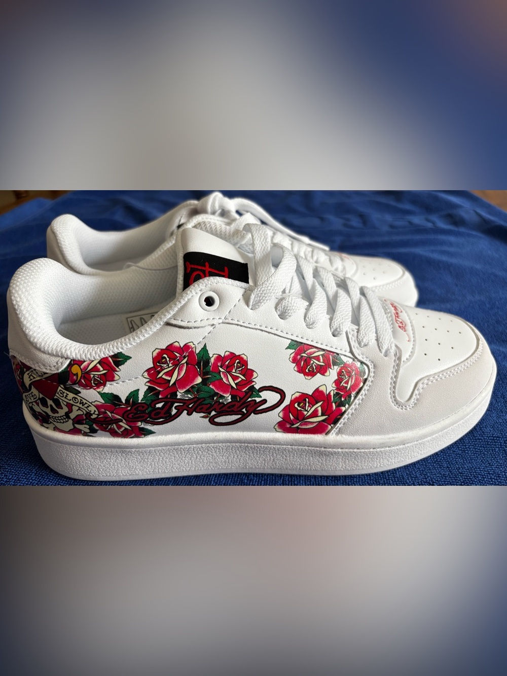 Ed Hardy “Love Kills Slowly” White Sneakers with Red Rose Motif  NEW 7